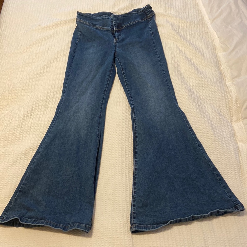 Free people bell bottoms jeans